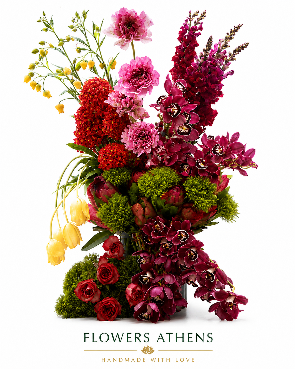 Avant-garde σύνθεση με κόκκινες ορχιδέες cymbidium, παιώνιες, delphinium, protea και κίτρινες τουλίπες σε moss βάση — FlowersAthens